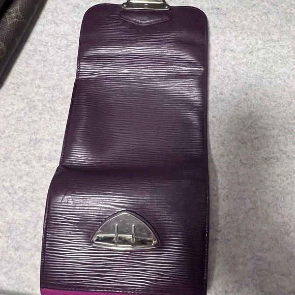 LV Epi Purple Trifold Wallet - Picture 2 of 9